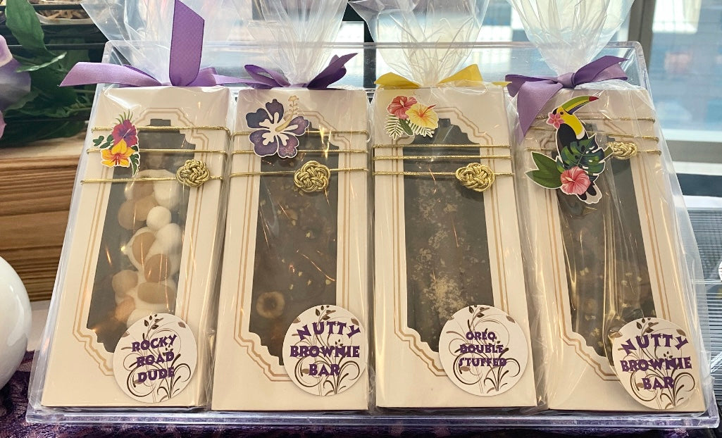 The Brownie Channel | 𝐃𝐞𝐜𝐚𝐝𝐞𝐧𝐭 𝐁𝐫𝐨𝐰𝐧𝐢𝐞 𝐁𝐚𝐫𝐬