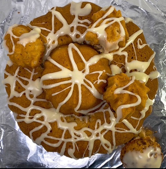 The Bread Basket | 𝐃𝐨𝐮𝐛𝐥𝐞 𝐃𝐨𝐰𝐧 𝐋𝐞𝐦𝐨𝐧 𝐕𝐞𝐥𝐯𝐞𝐭 𝐂𝐚𝐤𝐞