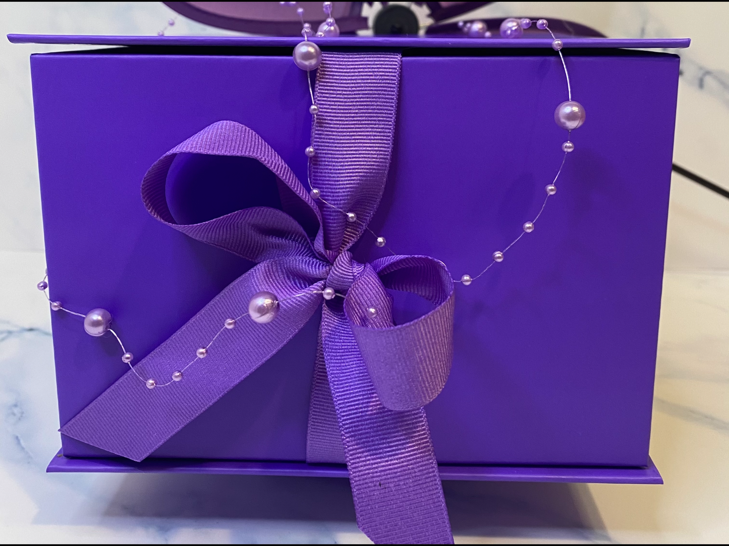 The Bread Basket | 𝐕𝐚𝐥𝐞𝐧𝐭𝐢𝐧𝐞𝐬𝟐𝟎𝟐𝟑 ~ 𝐋𝐎𝐕𝐄 𝐋𝐈𝐕𝐄𝐒 𝐇𝐄𝐑𝐄
